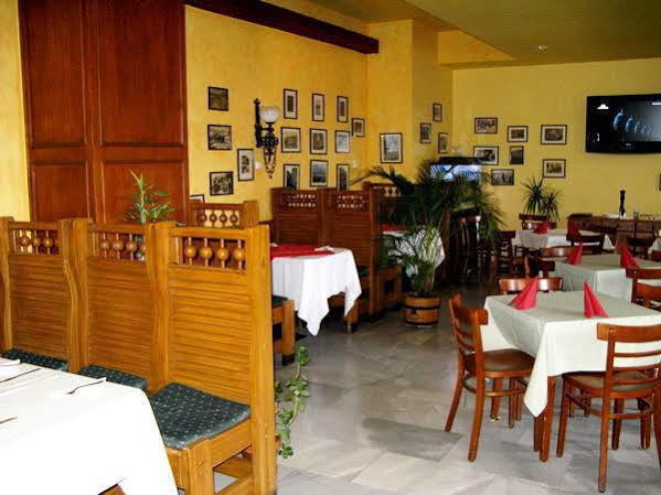 Hotel Rila Budapest Étterem fotó